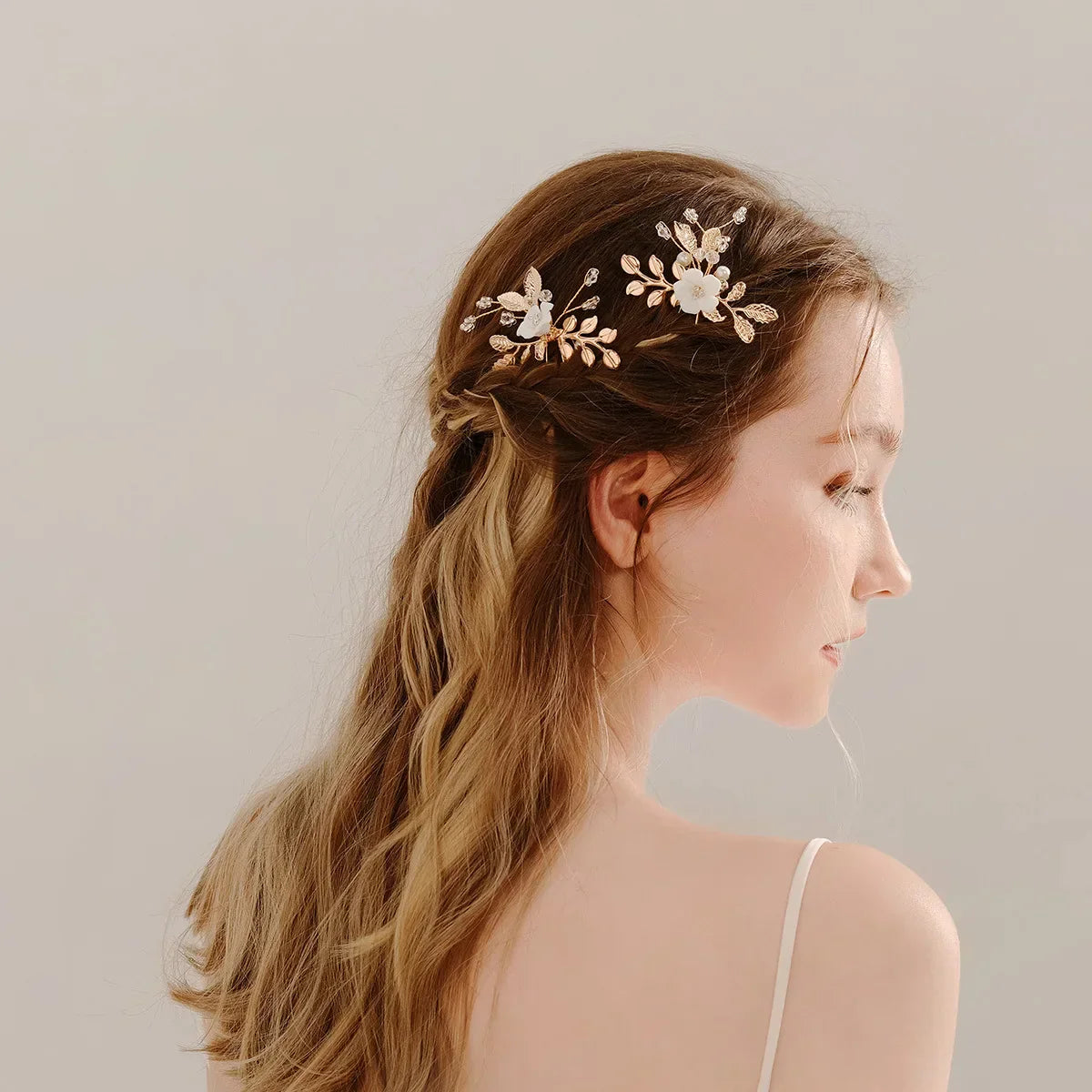 U-shaped Pearl Hairpin Hair Clips Golden Leaf Side