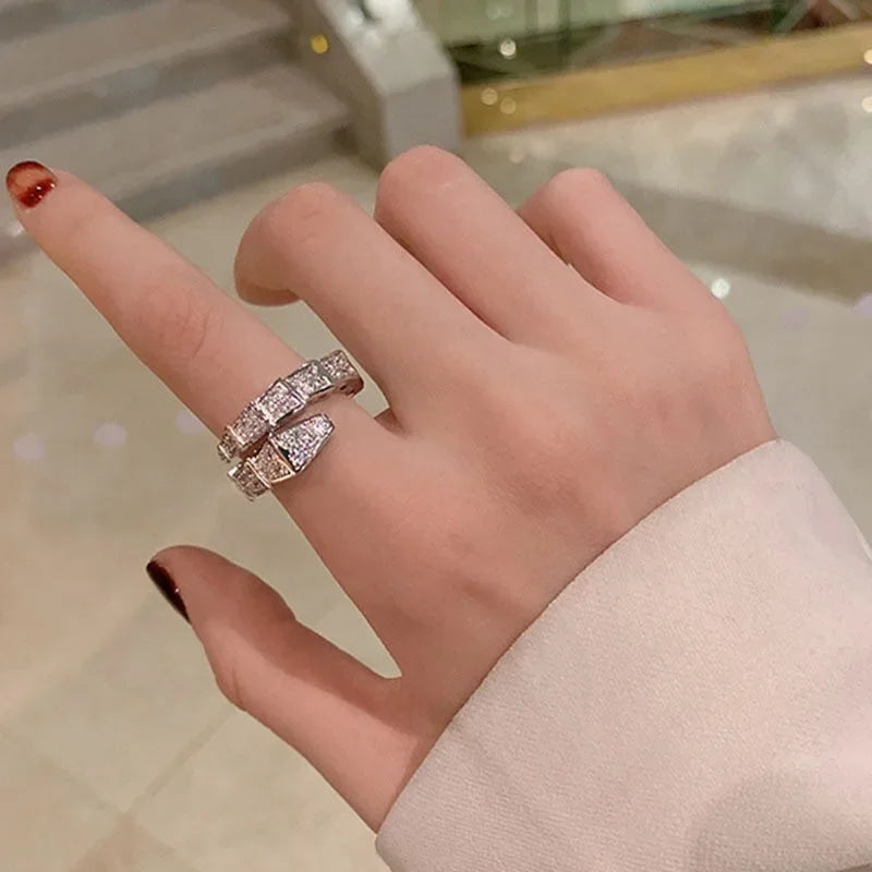 2024 New Design Fashion Silver color Zircon Snake