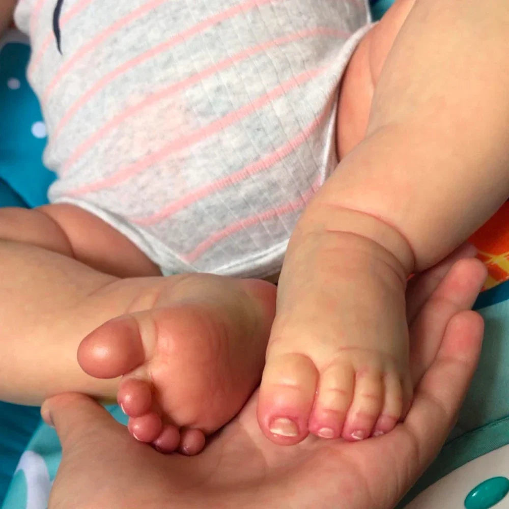 50CM Reborn Baby Doll Maddie Girl Hand-Detailed Painting
