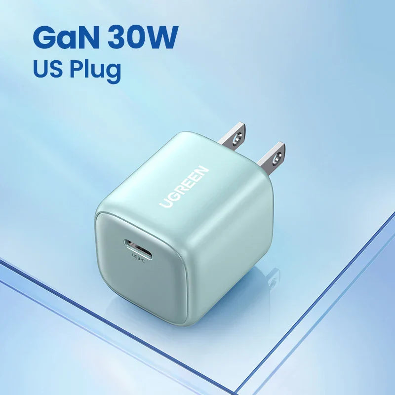UGREEN GaN 30W Fast Charger for iPhone 15