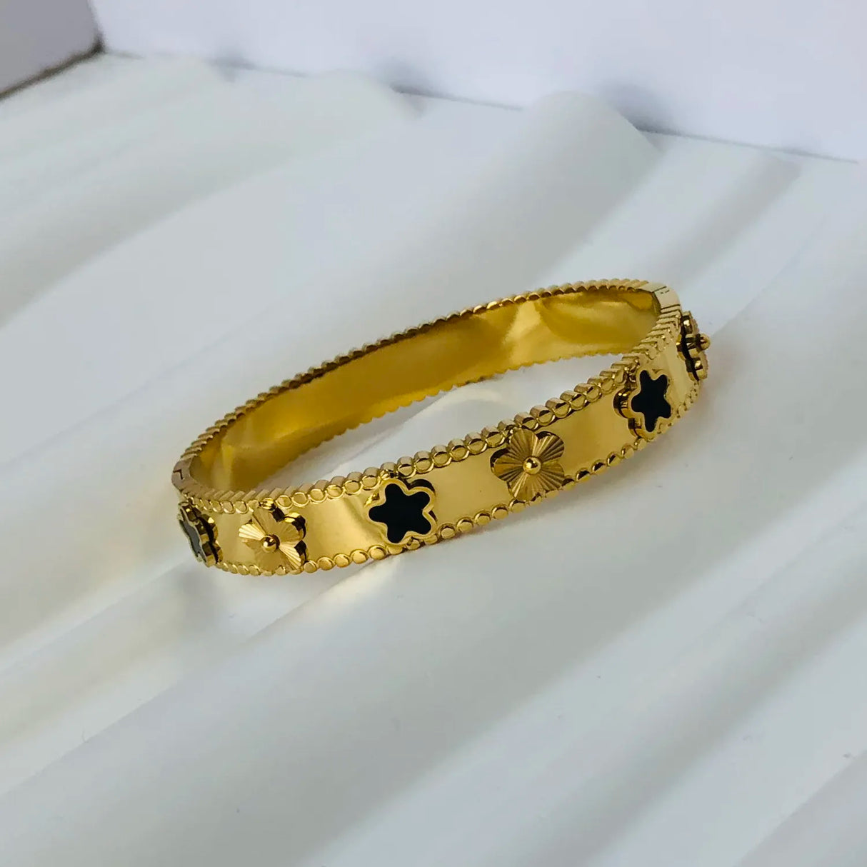 Hot Sale Fashion Gold Color Stainless Steel Flower
