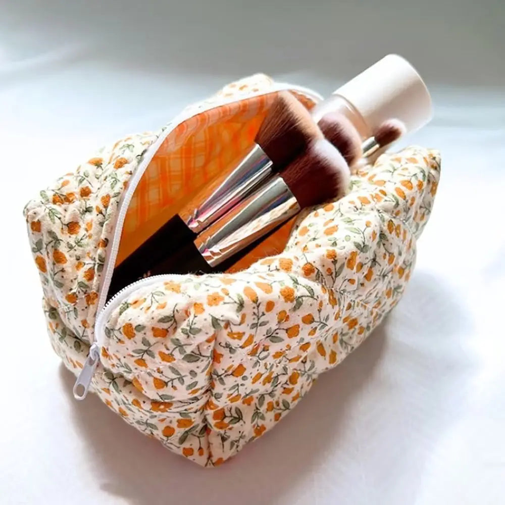 1PC Flower Printed Puffy Quilted Zipper Makeup Bag
