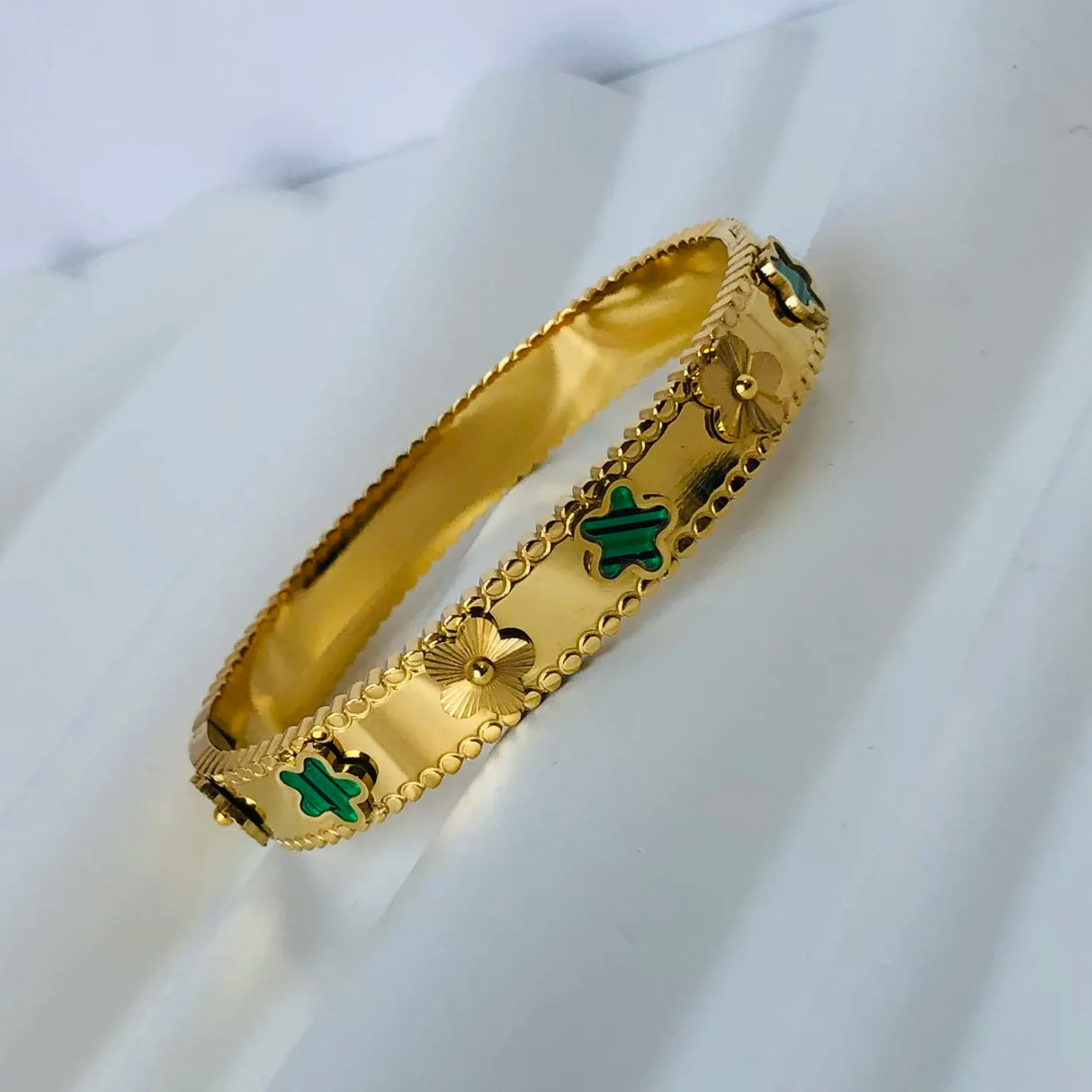 Hot Sale Fashion Gold Color Stainless Steel Flower