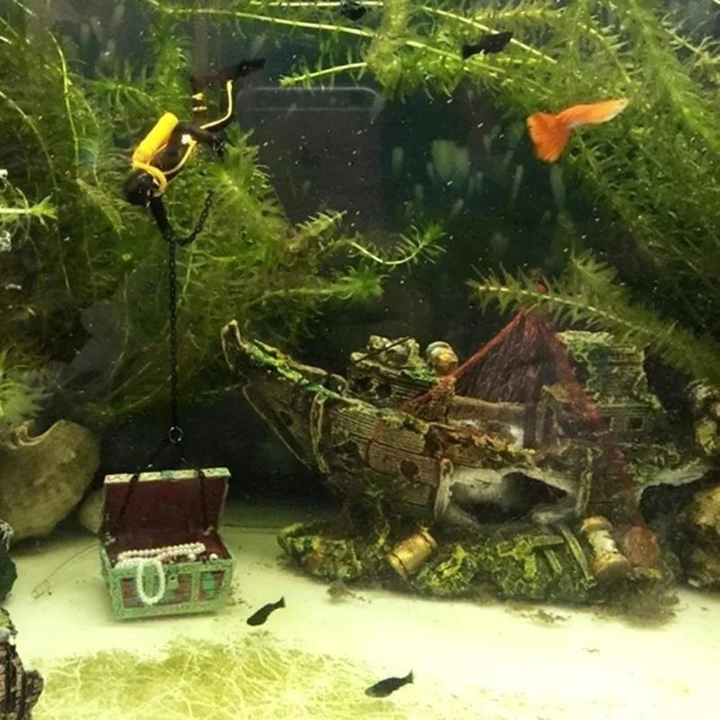 1PC Aquarium Fish Tank Landscape Pirate Ship Wreck