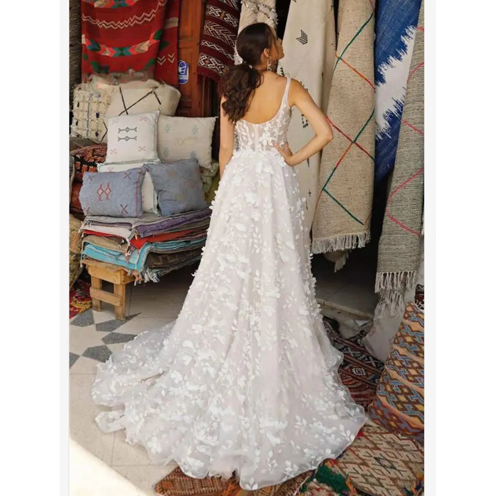 Romantic 3D Flowers Appliques Wedding Dresses 2024 Spaghetti
