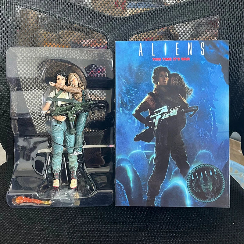 Neca ALIEN 2 Ripley Newt Figure LT Ellen