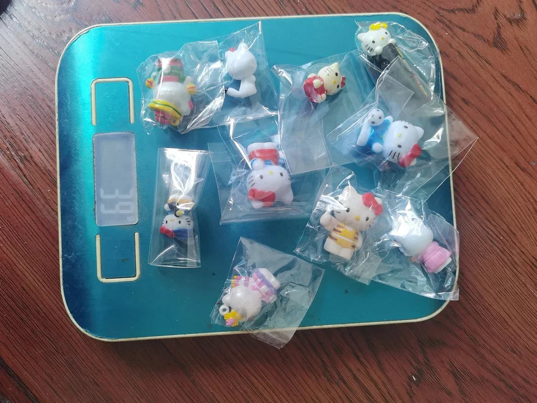 Mini Hello Kitty Cat Christmas Animal Action Figure