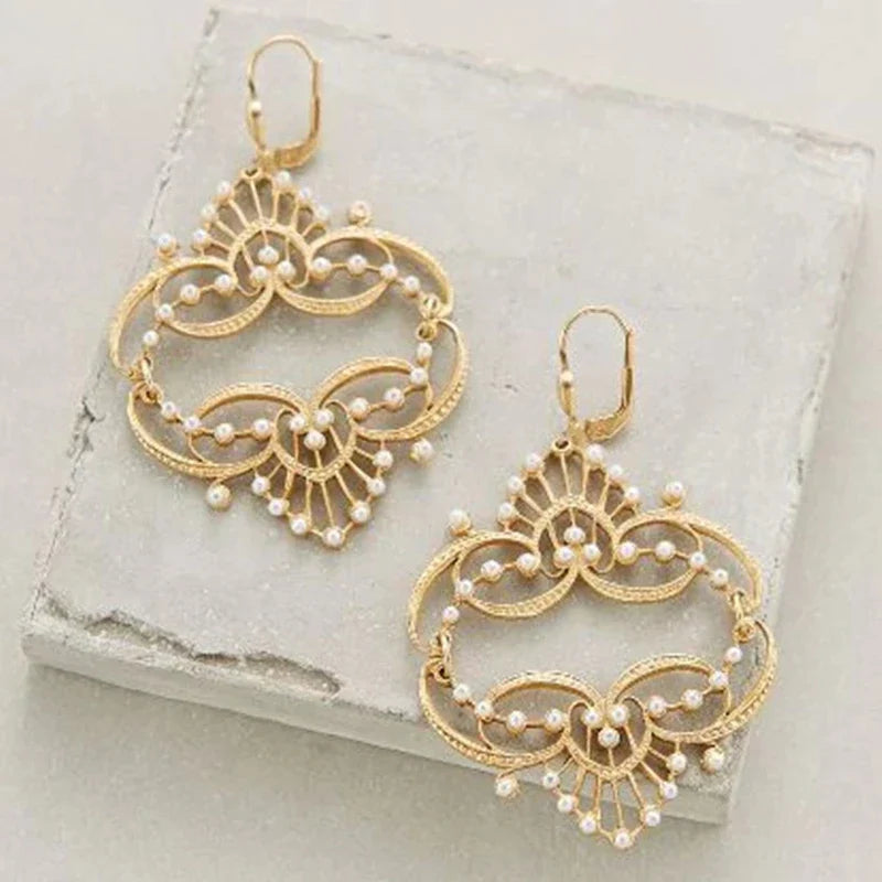 Retro Geometric Hollow Pearl Dangle Earrings For Women