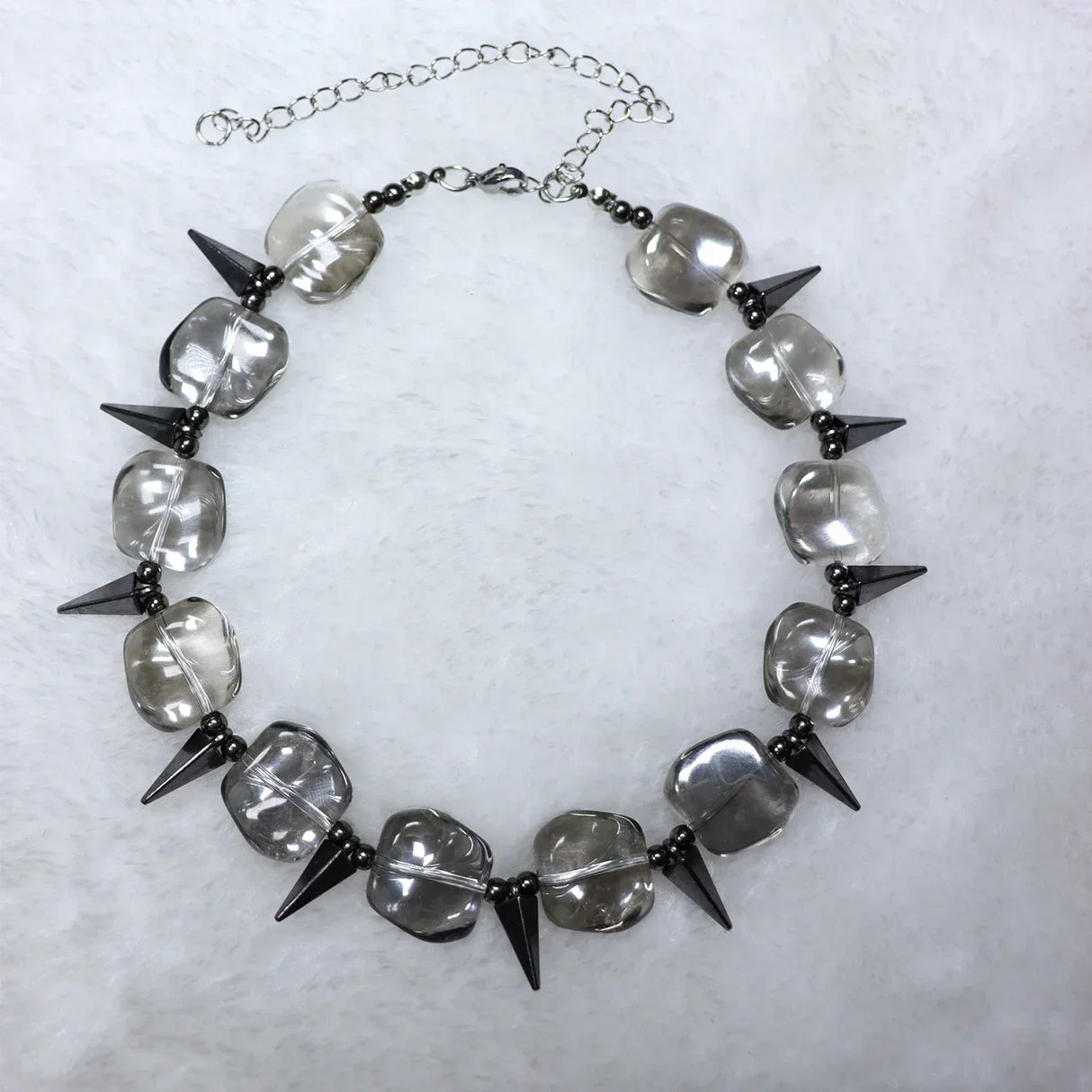 2023 New Rivet Punk Necklace Geometry Spine Thorny