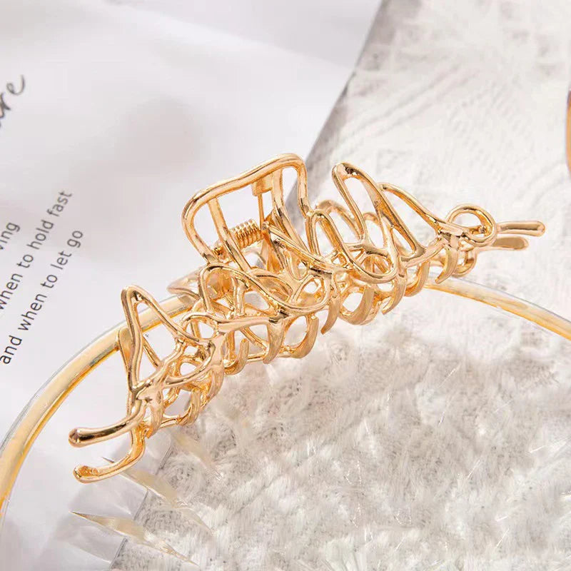 TwinkLei Fashion Metal Triangle Hair Claw Clip Popular