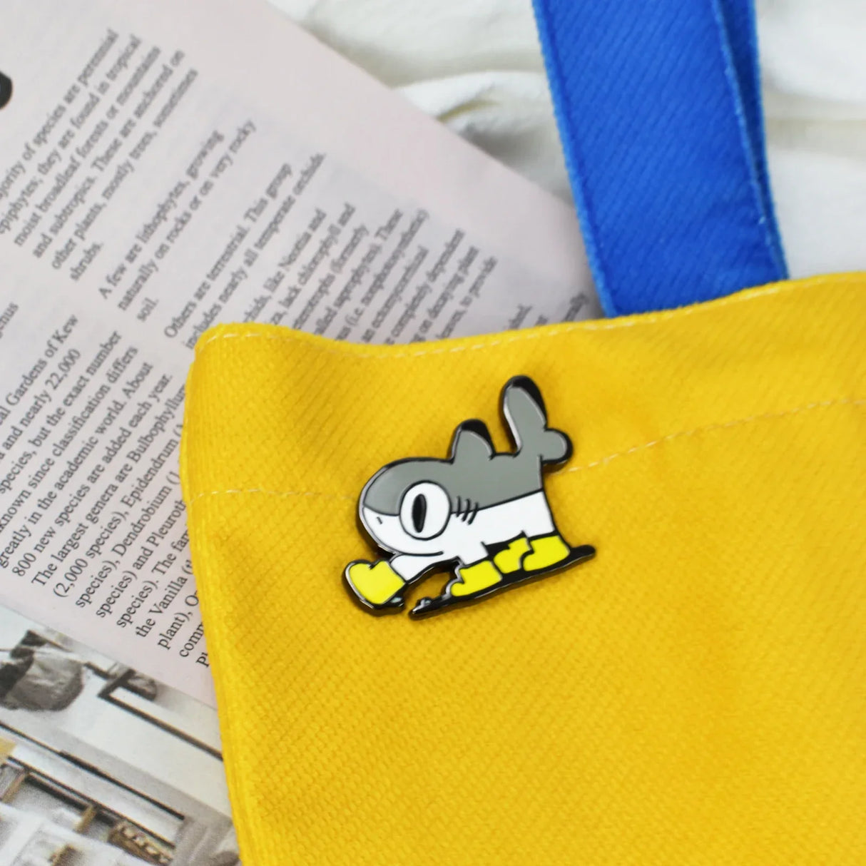 Anime Yogin Sharkitty Brooch Pins Enamel Brooches Badge