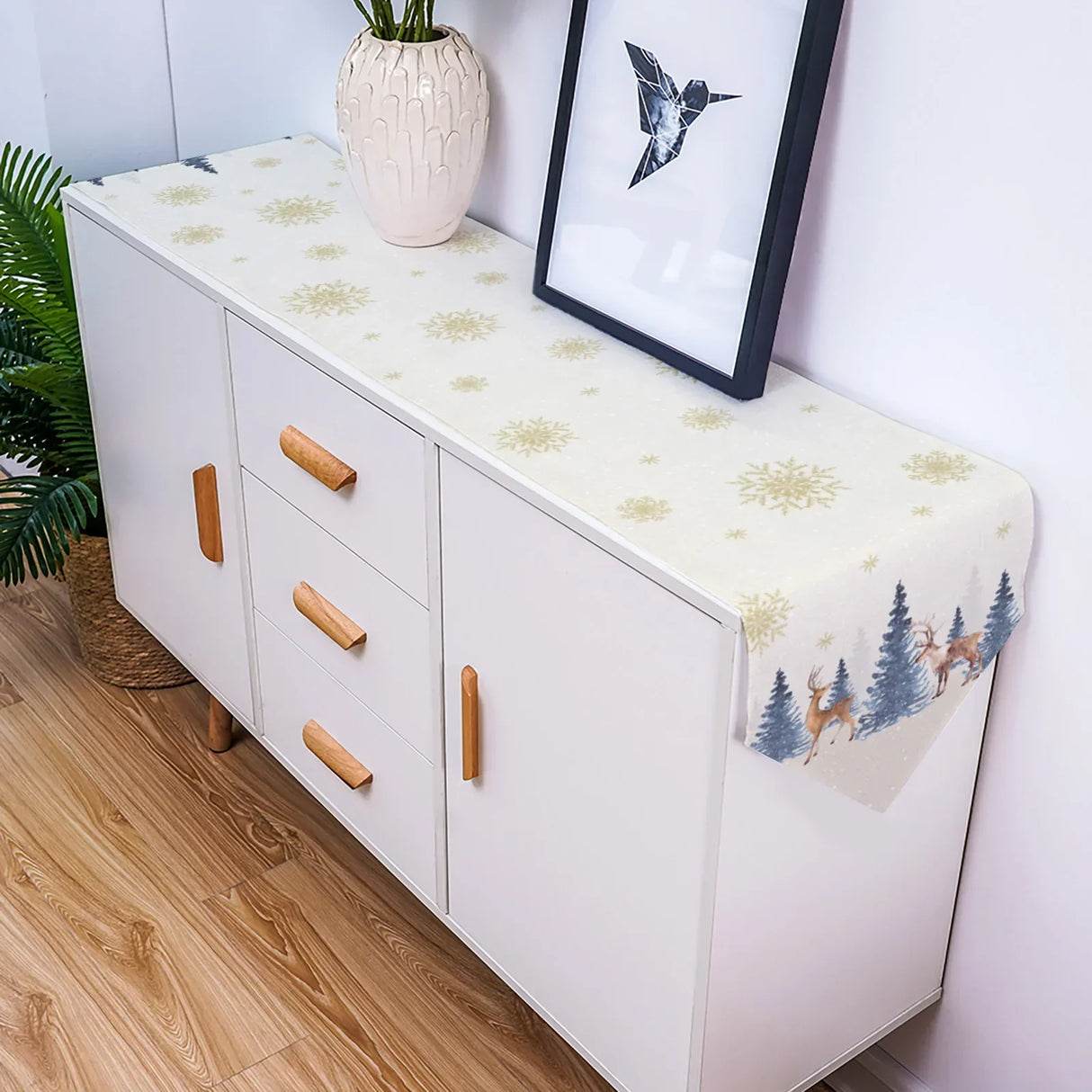 Christmas Snowflake Elk Linen Stain Resistant Table Runner