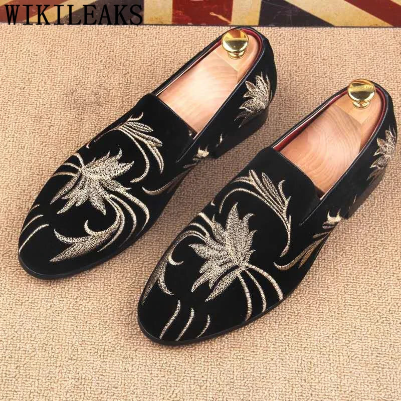 fashion loafers men shoes Embroider formal shoes men
