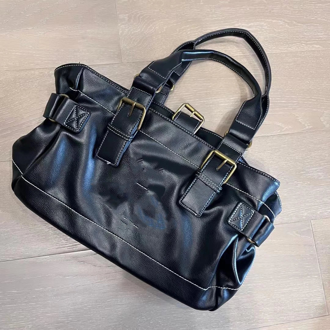 The new lady bags can be customized color
