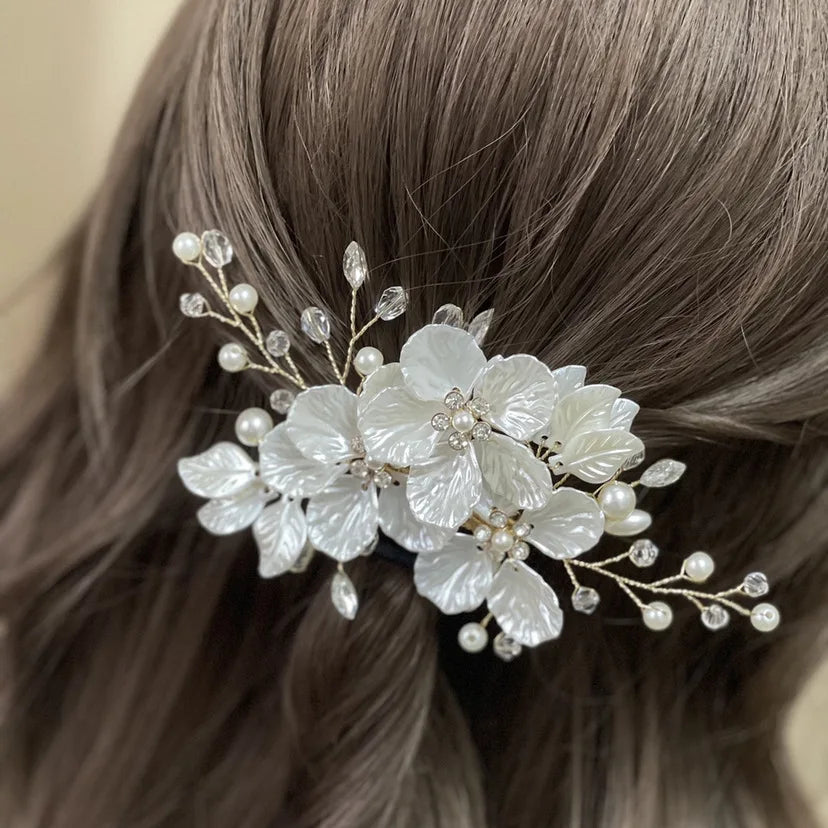 White Flower Hairpins Elegant Women Floral Style Hair
