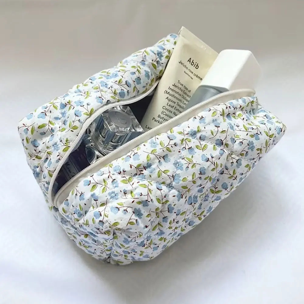 1PC Flower Printed Puffy Quilted Zipper Makeup Bag