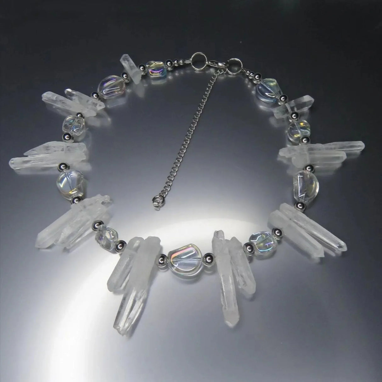 2023 New Rivet Punk Necklace Geometry Spine Thorny