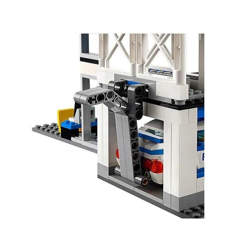 City Police Station Guard Building Blocks Helicopter Car