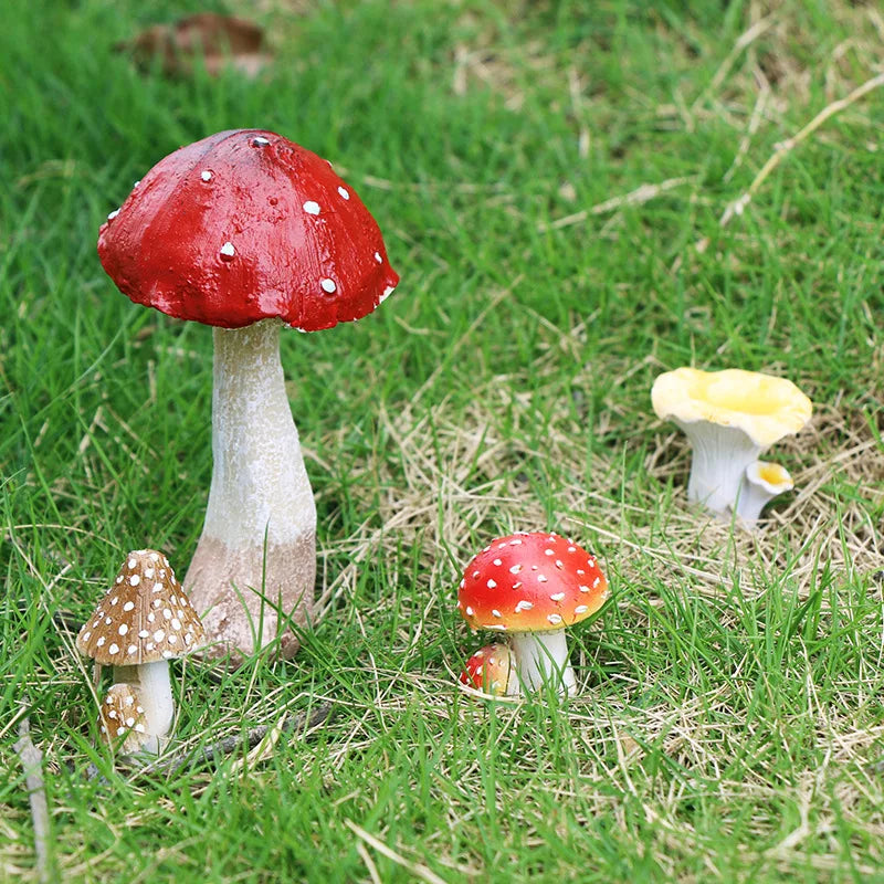 Miniatures Mushroom Garden Decoration Resin Statue Figurine