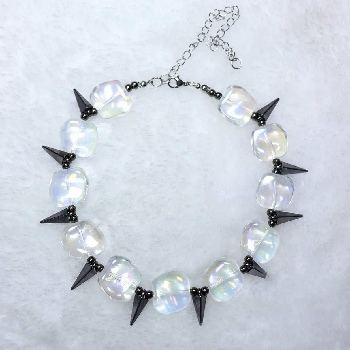 2023 New Rivet Punk Necklace Geometry Spine Thorny