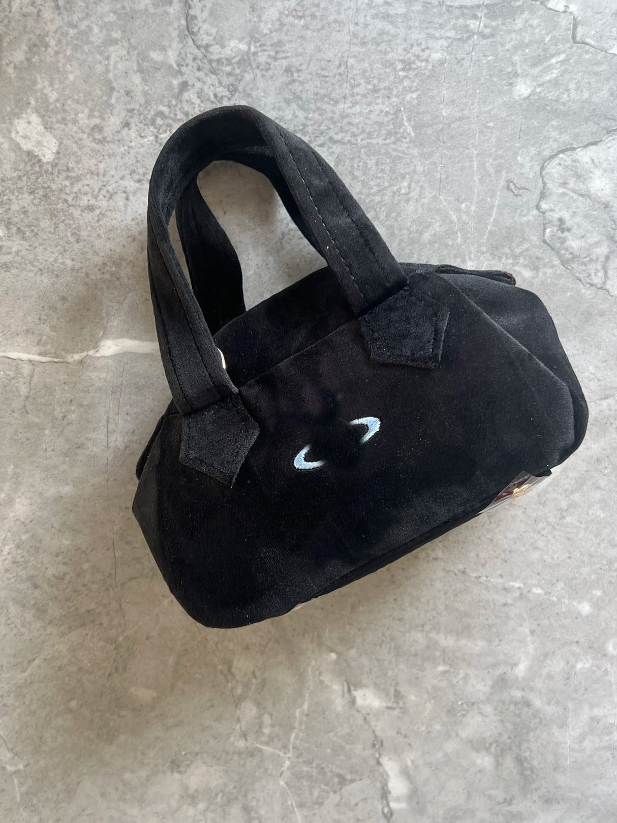 The new lady bags can be customized color