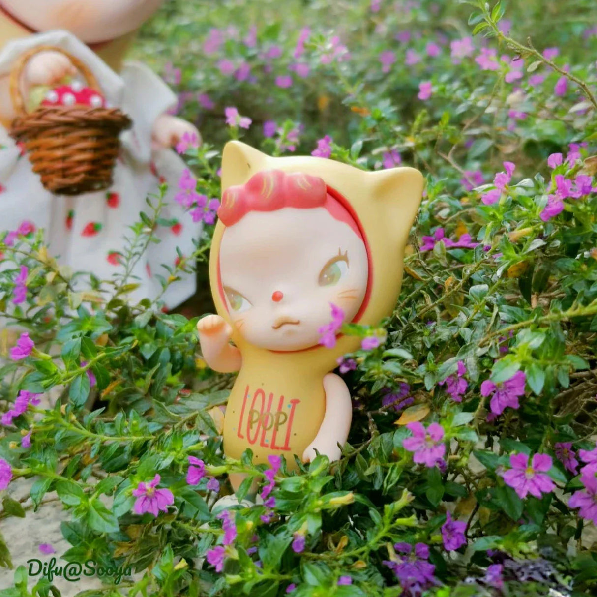 Sooya Lollipop Candy Figure Toy Yellow Cat Kitty