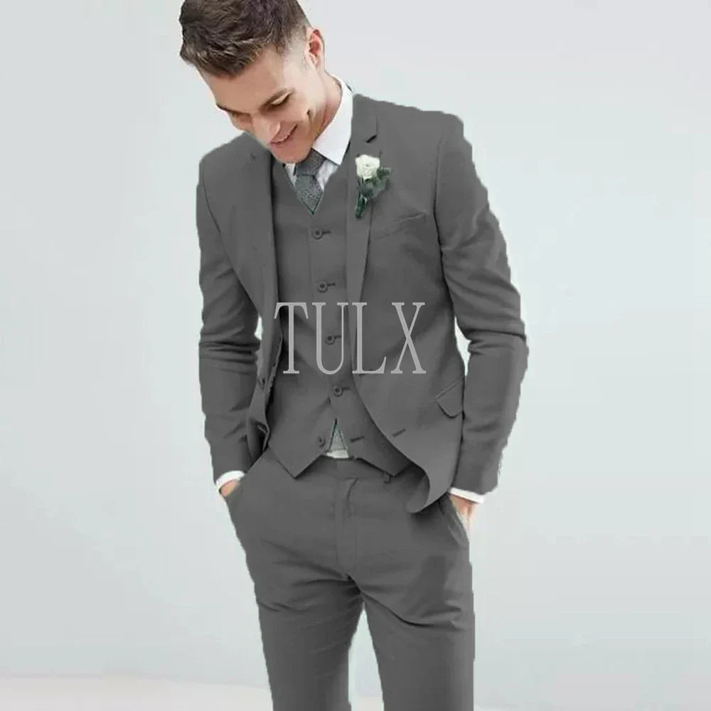 Light Green Men Suits Wedding Tuxedos Notched Lapel