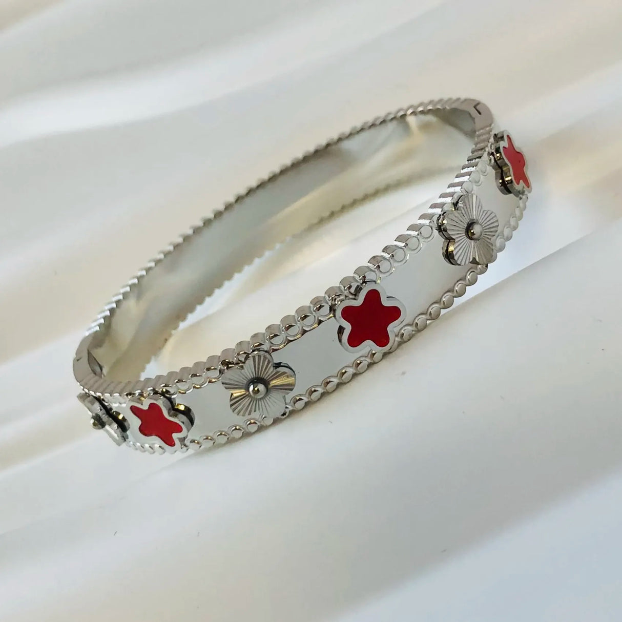 Hot Sale Fashion Gold Color Stainless Steel Flower