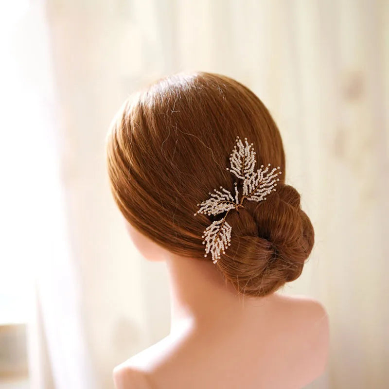 SLBRIDAL Handmade Rhinestones Crystal Pearls Bridal Hair Pin
