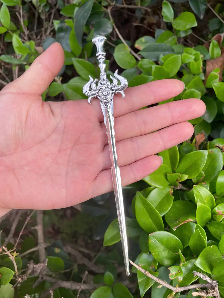 16cm Witch skull Hair Stick sword woman hair