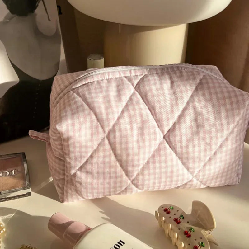 1PCS Puffy Quilted Makeup Bag Large Capacity Travel