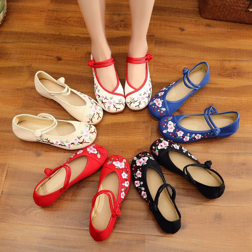Veowalk Peach Flower Embroidered Women Canvas Ballet Flats Vintage Comfortable Chinese Style Ladies Casual Fabric Flat Shoes
