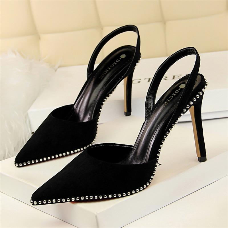 Zora Heels Black
