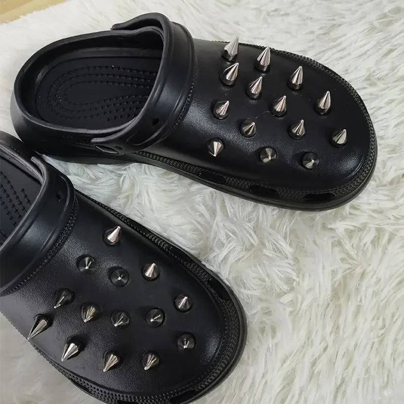 2024 Punk Metal Rivet Shoe Charms Designer Vintage