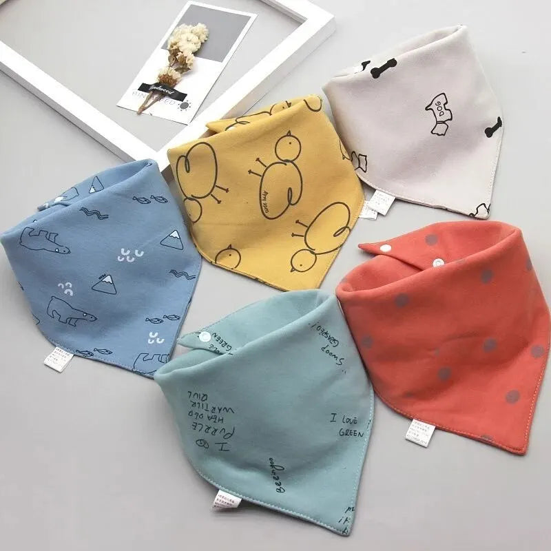 5Pcs/Lot Baby Bibs Cotton Bibs Cartoon Print Saliva