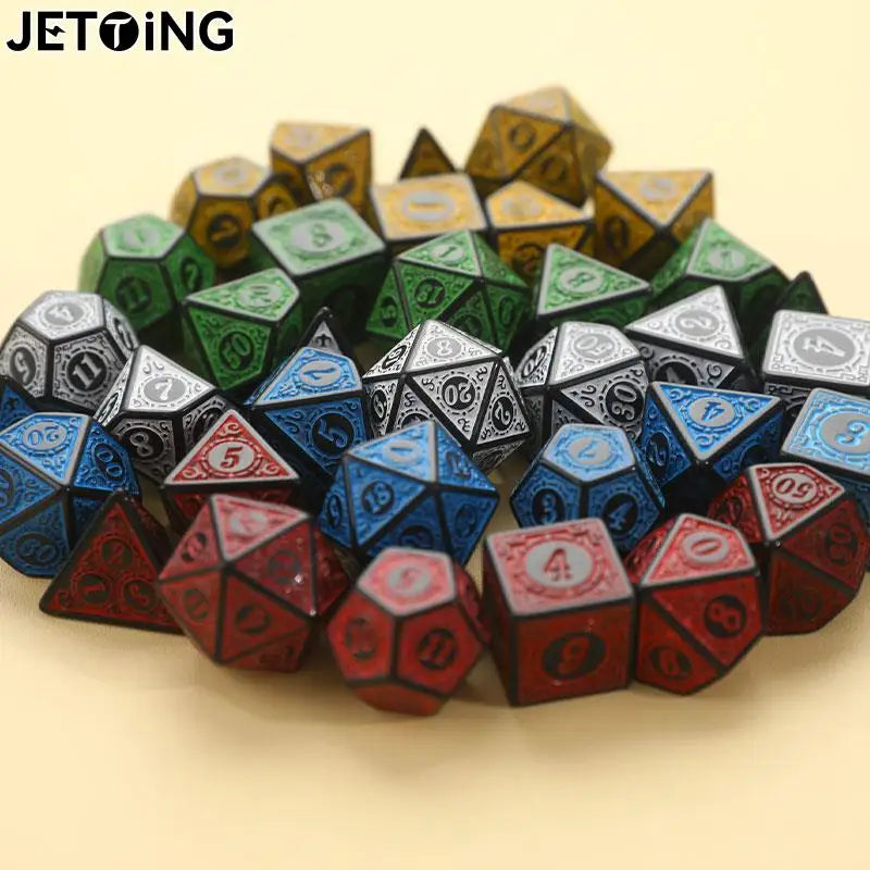 7pcs/set Polyhedral 7-Die Carved Pattern Dice Set D4