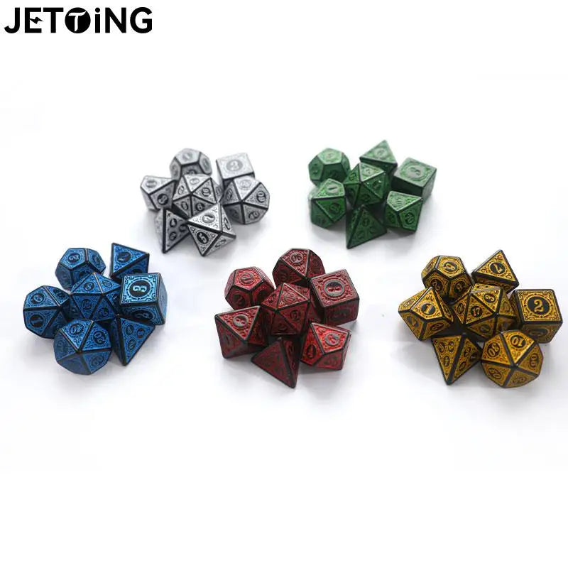 7pcs/set Polyhedral 7-Die Carved Pattern Dice Set D4