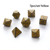 7pcs/set Polyhedral 7-Die Carved Pattern Dice Set D4