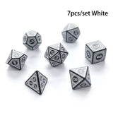 7pcs/set Polyhedral 7-Die Carved Pattern Dice Set D4