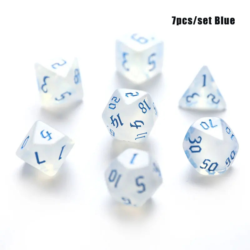 7pcs/set Polyhedral 7-Die Carved Pattern Dice Set D4