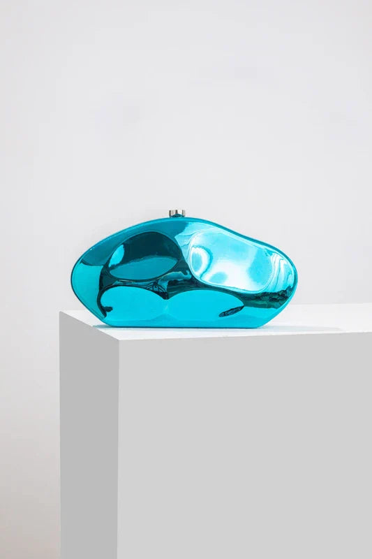 Acrylic shell shape clutch bag metal shiny gold