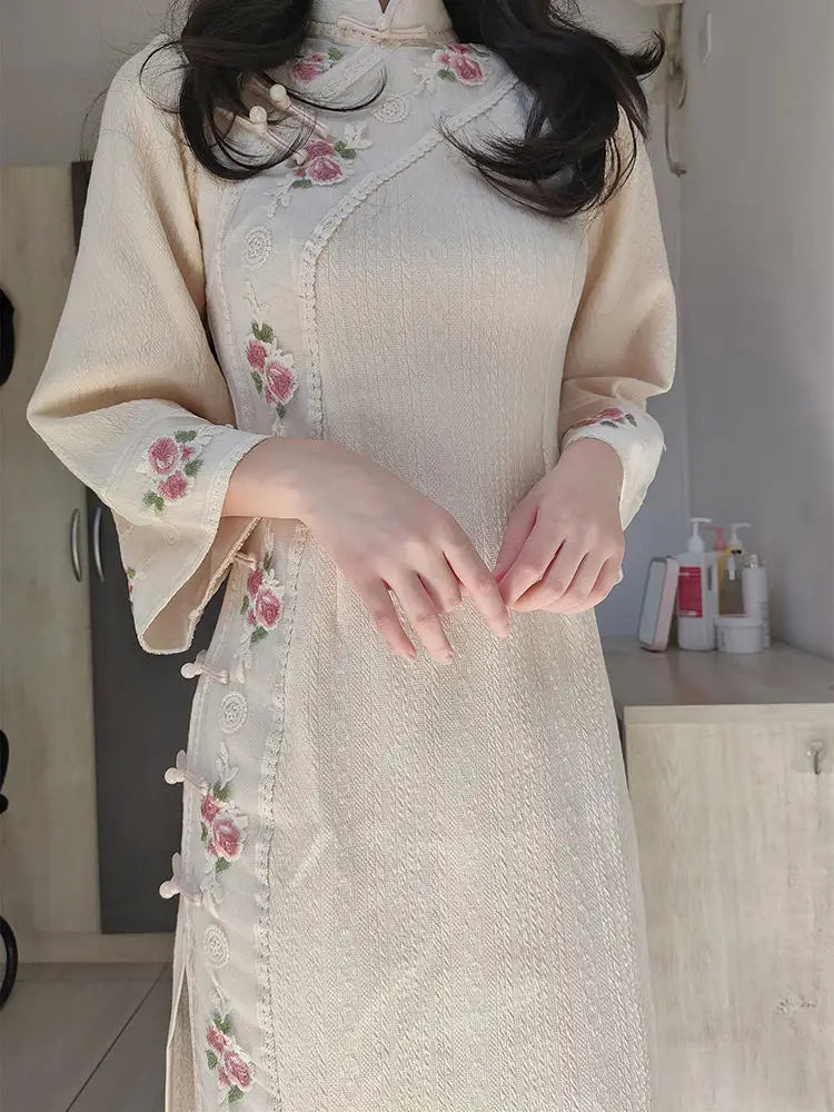 Apricot Cheongsam Qipao Embroidered Long Sleeve 2023 AutumnWinter