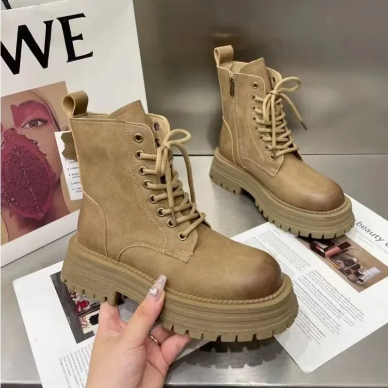 Women's Round Toe Lace-Up Plush Ankle Boots