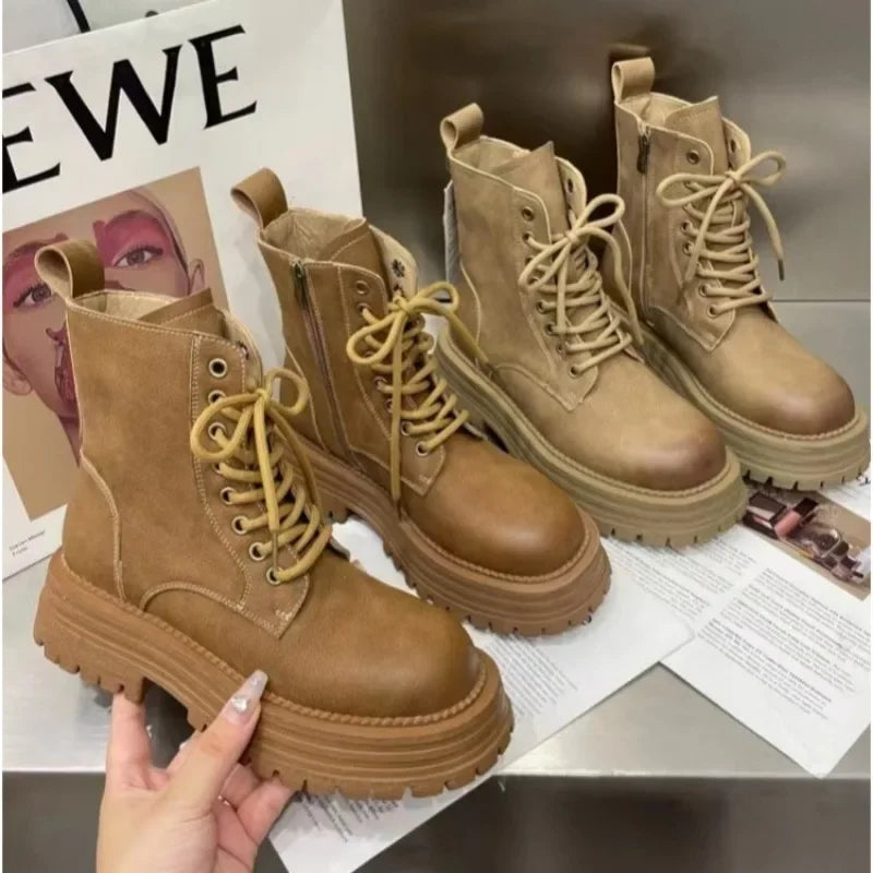 Women's Round Toe Lace-Up Plush Ankle Boots