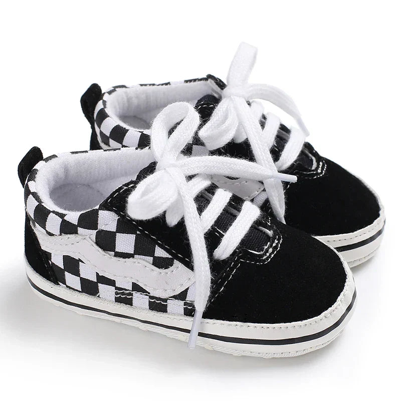 Classic Fashion Boy's And Girls' Flat Walking Shoes