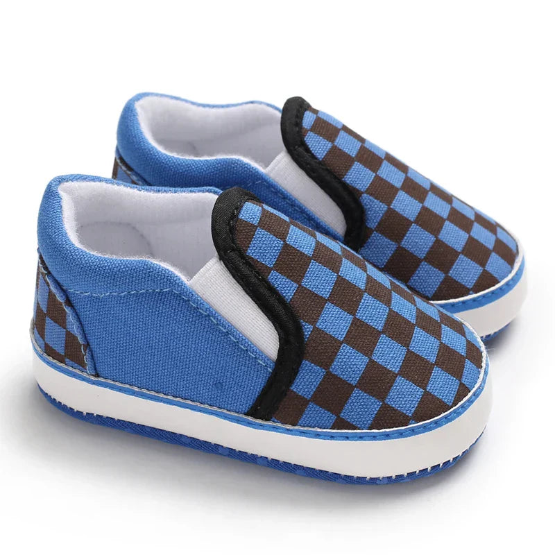 Classic Fashion Boy's And Girls' Flat Walking Shoes
