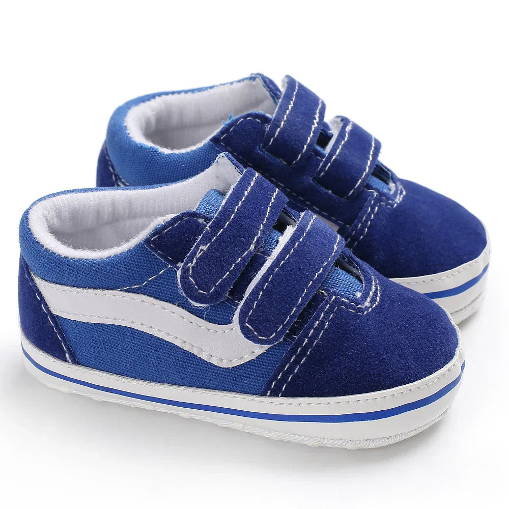 Classic Fashion Boy's And Girls' Flat Walking Shoes