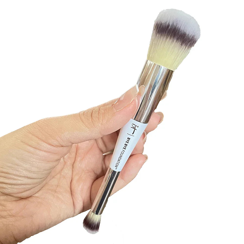 Double-ended COMPLEXION PERFECTION MAKEUP BRUSH 7 - Foundation