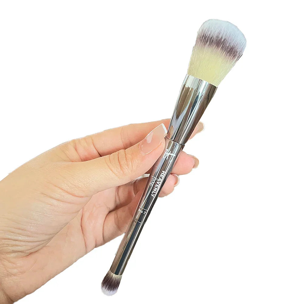 Double-ended COMPLEXION PERFECTION MAKEUP BRUSH 7 - Foundation