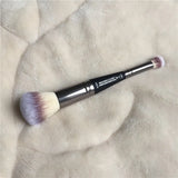 Double-ended COMPLEXION PERFECTION MAKEUP BRUSH 7 - Foundation
